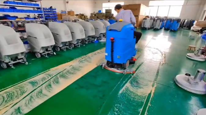 绥化2023年还在用人工的物业保洁不妨试试洗地机吧